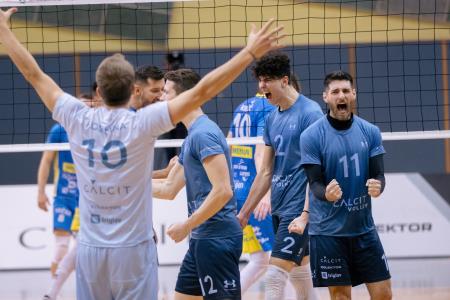 Po izgubljenem uvodnem nizu so se zbudili (1)